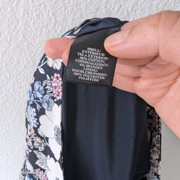 Ann Taylor Floral A-Line Skirt - Picture 5 of 6